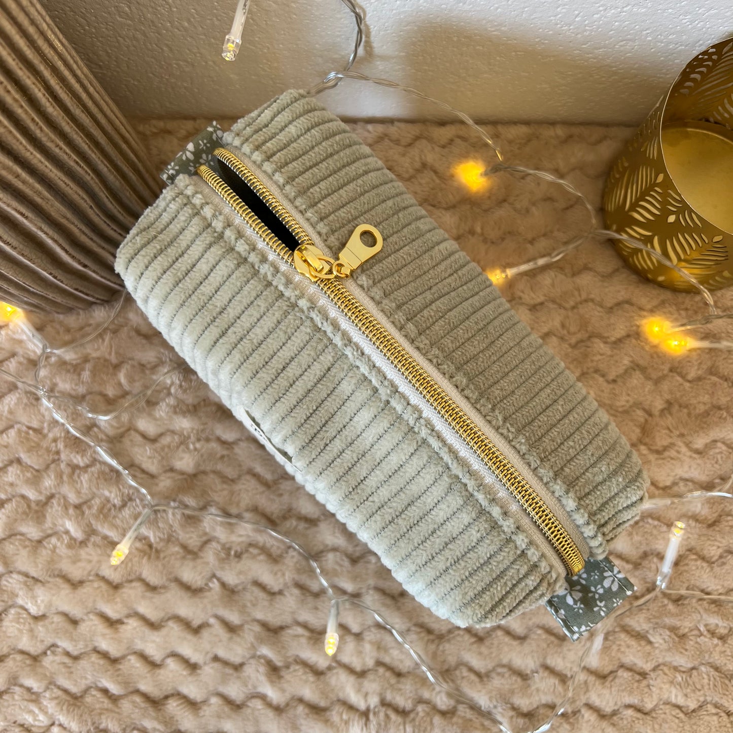 Trousse à maquillage vert pastel