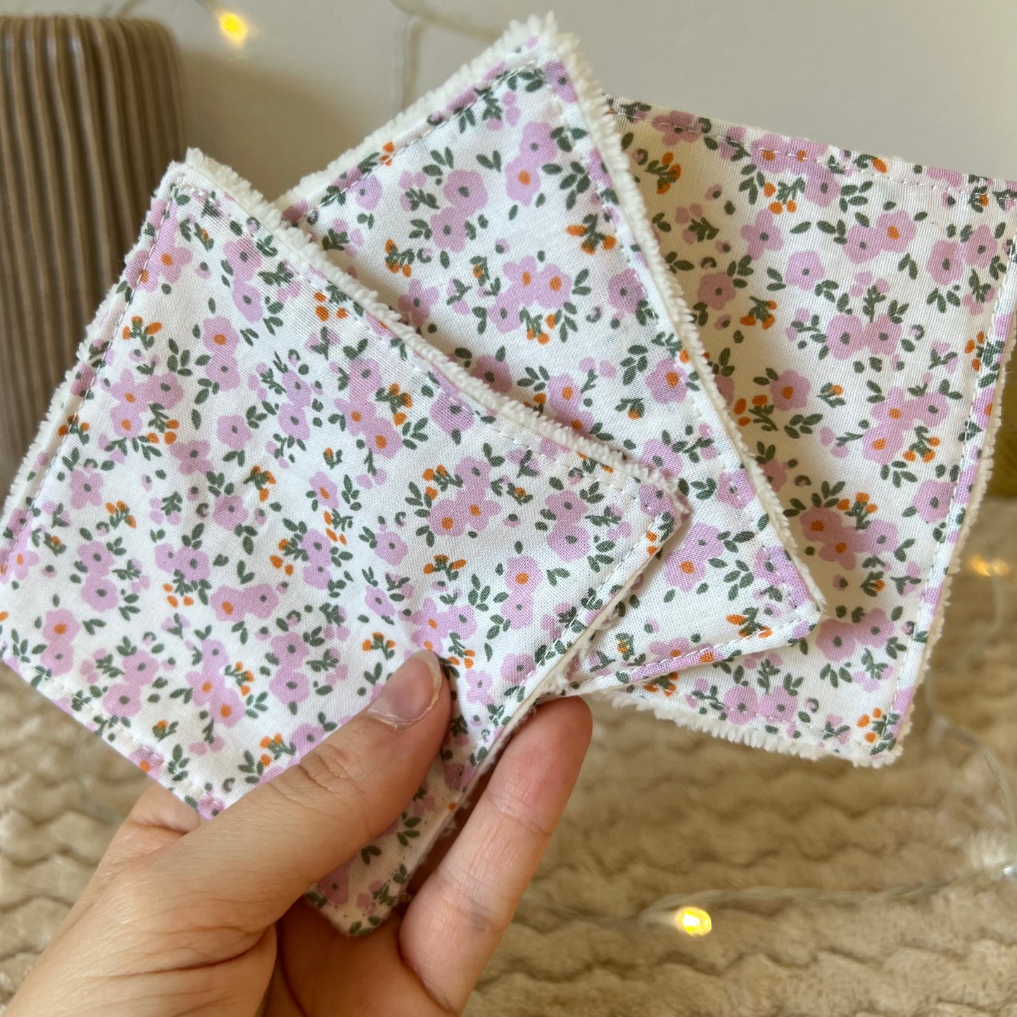 Panière lila et ses 6 cotons lavables assortis