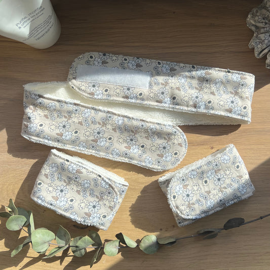 Bandeau et manchettes de soins fleurs beige