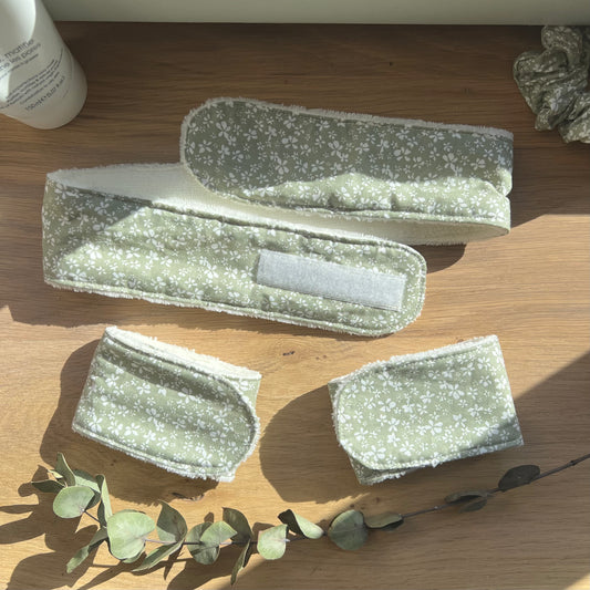 Bandeau et manchettes de soins vert sauge